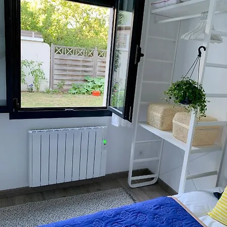 Cocooning A 15 Mn De Paris Et A 8 Mn Du Rer A ! Holiday home *